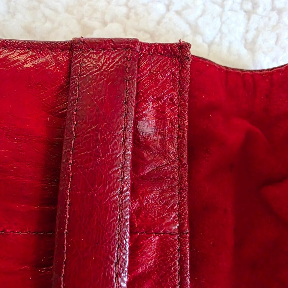 Collection of Red Eel Purse Accessories - Picture 5 of 16